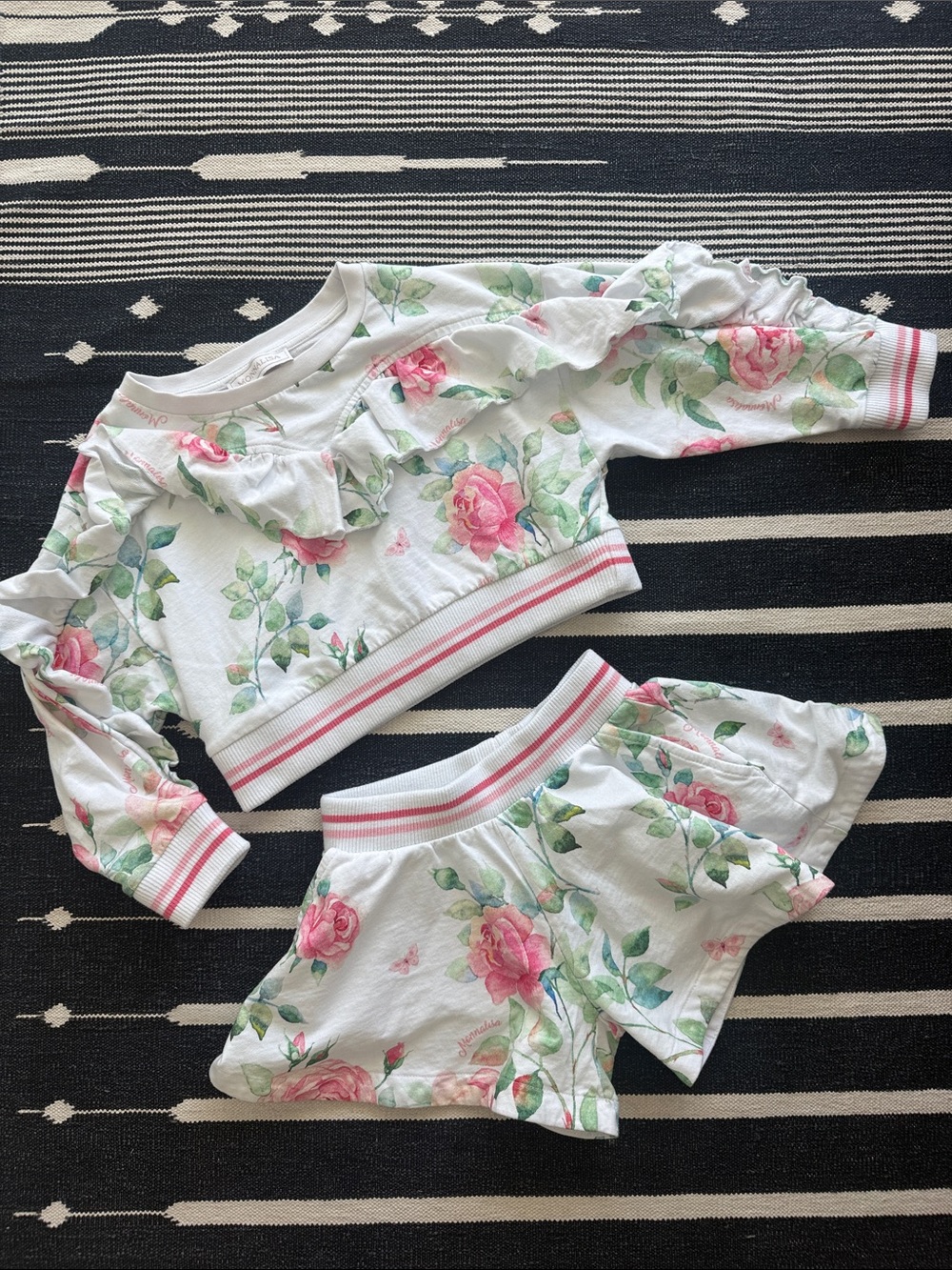 MonnaLisa Girls size 4/6 floral 2 piece outfit RETAILS $214.50